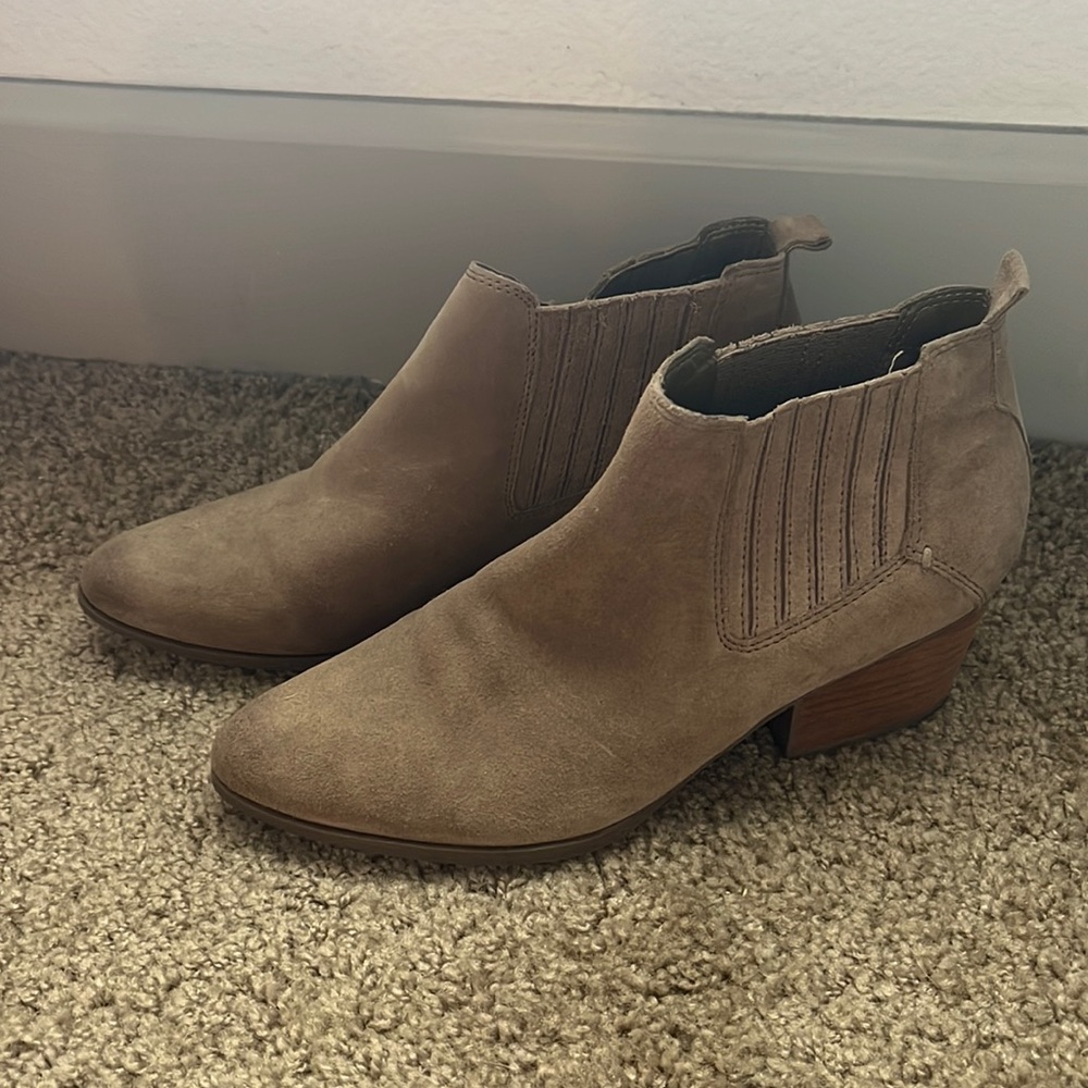 Crown Vintage Booties